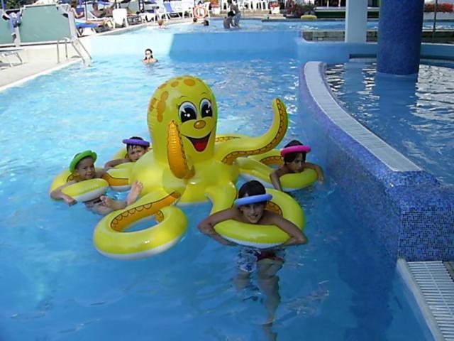 Hotel Majestic Gabicce Mare Kültér fotó