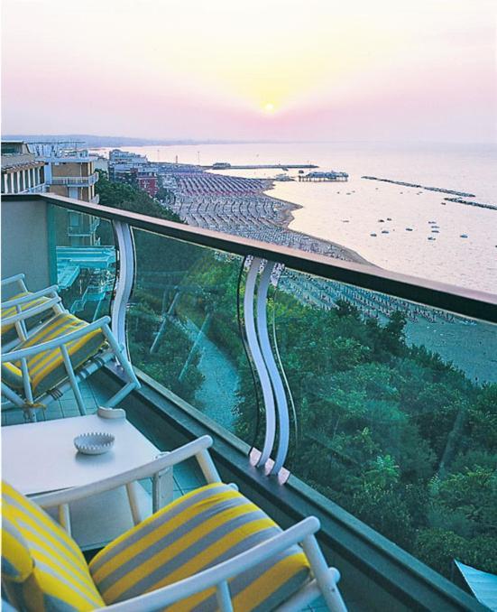 Hotel Majestic Gabicce Mare Kültér fotó