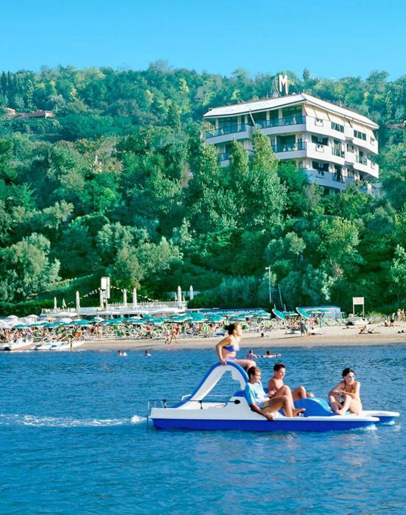 Hotel Majestic Gabicce Mare Kültér fotó