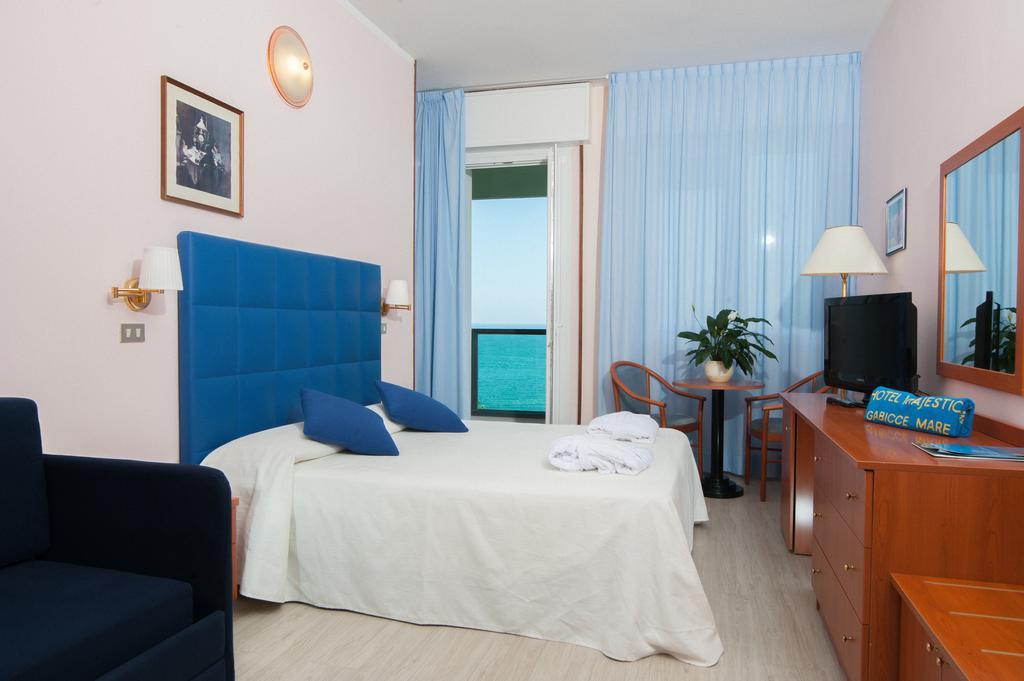 Hotel Majestic Gabicce Mare Kültér fotó
