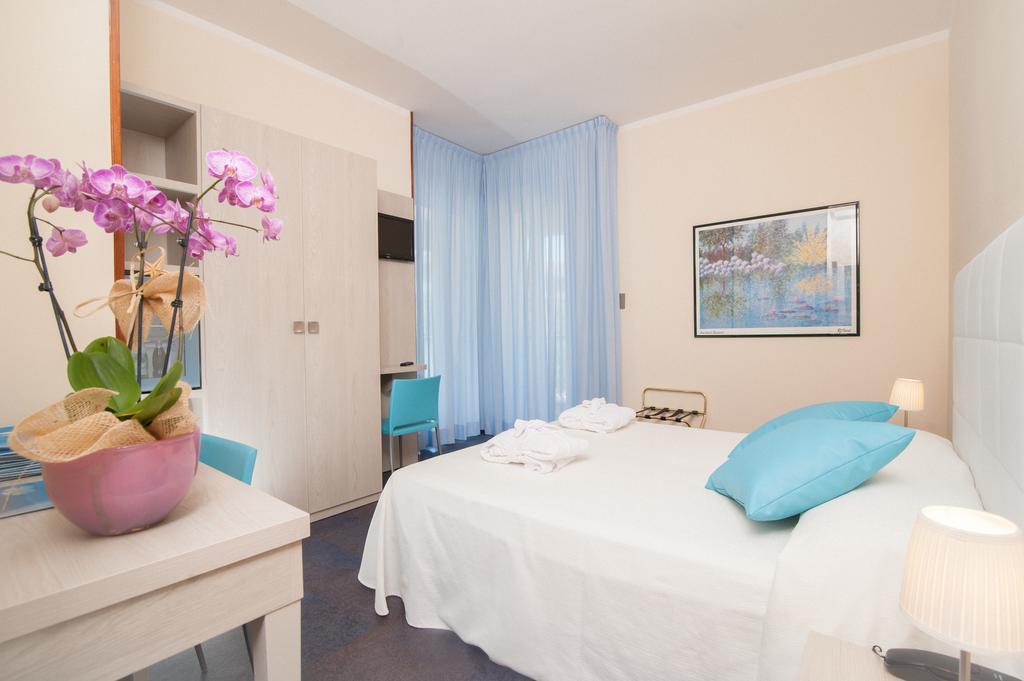 Hotel Majestic Gabicce Mare Kültér fotó