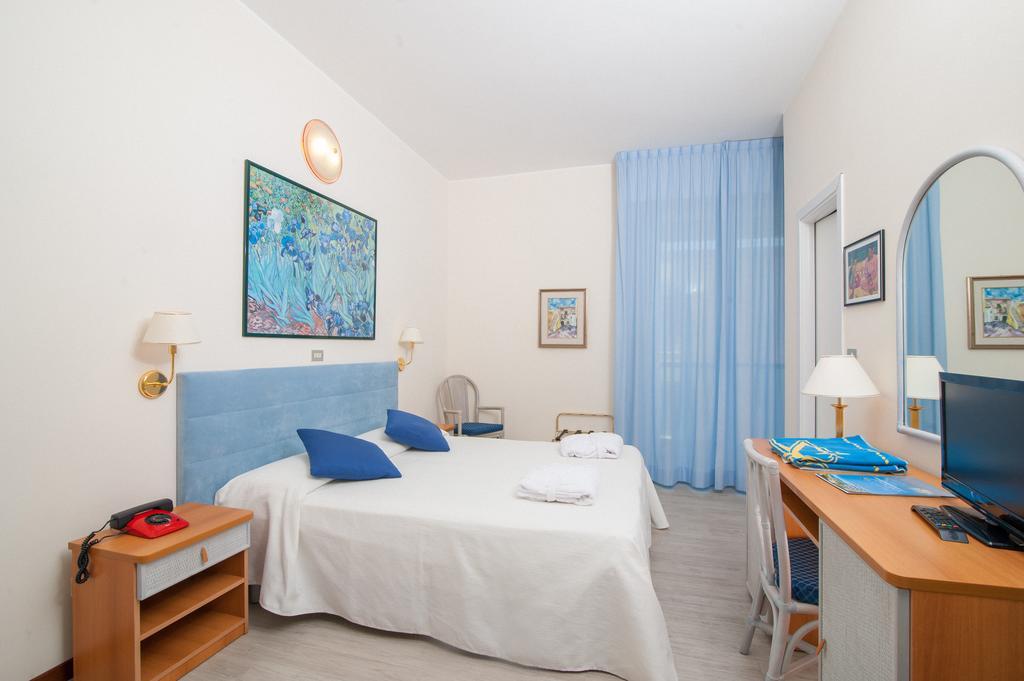 Hotel Majestic Gabicce Mare Kültér fotó