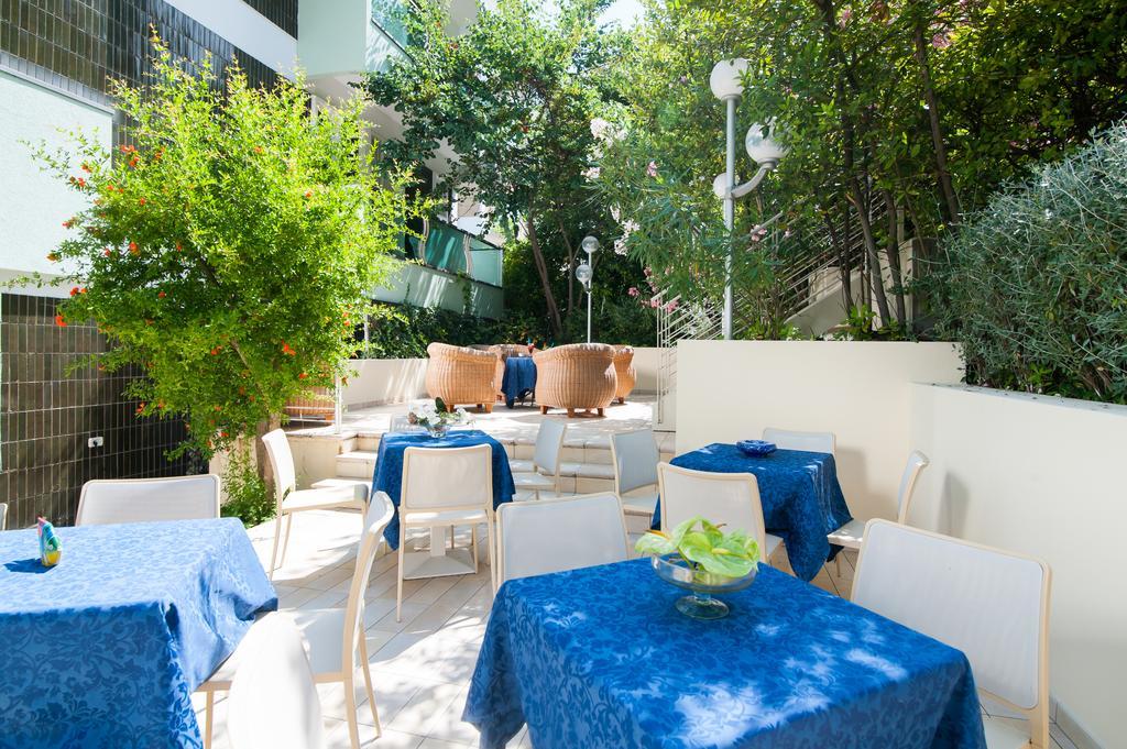 Hotel Majestic Gabicce Mare Kültér fotó