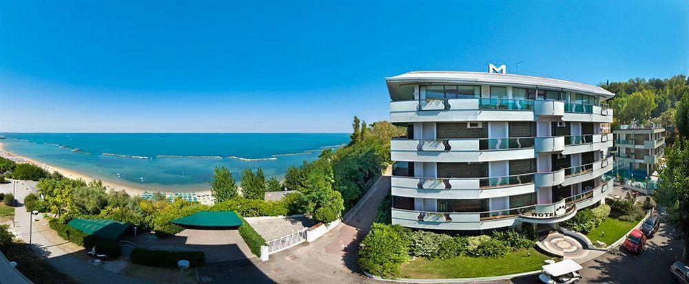 Hotel Majestic Gabicce Mare Kültér fotó