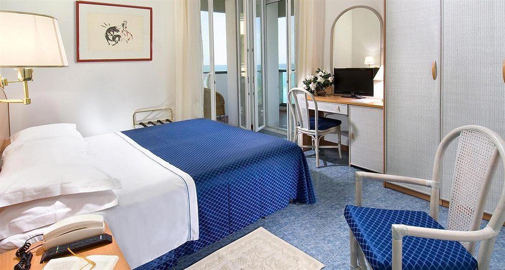 Hotel Majestic Gabicce Mare Kültér fotó
