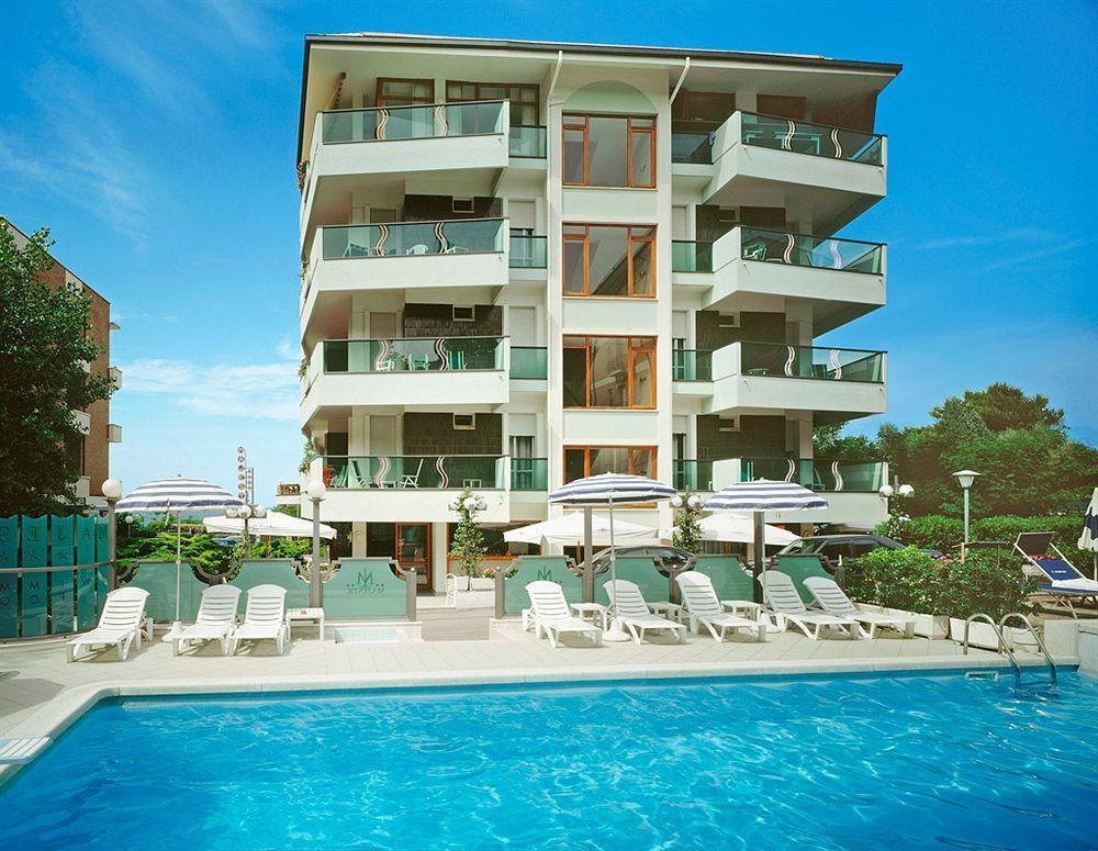 Hotel Majestic Gabicce Mare Kültér fotó