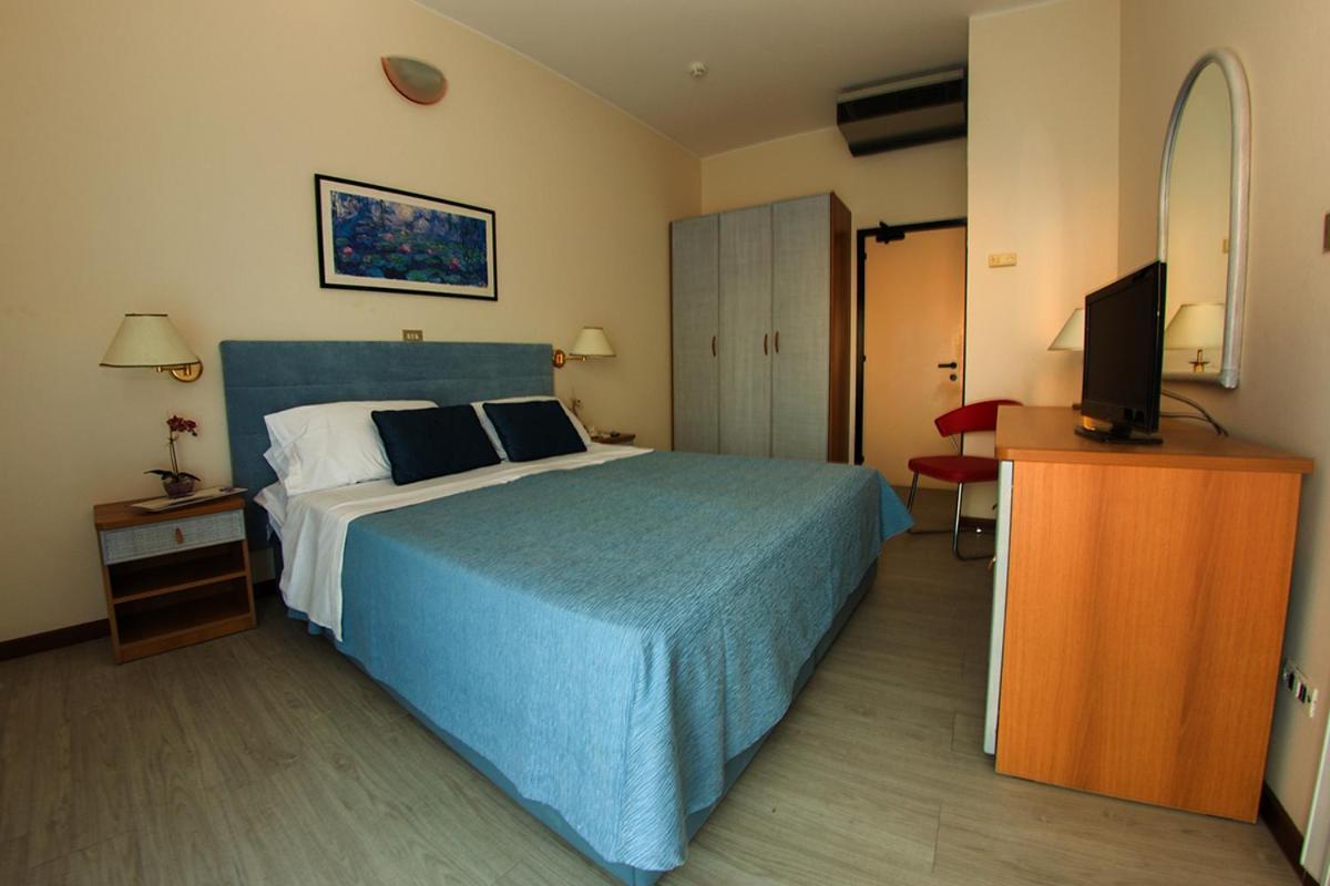 Hotel Majestic Gabicce Mare Kültér fotó